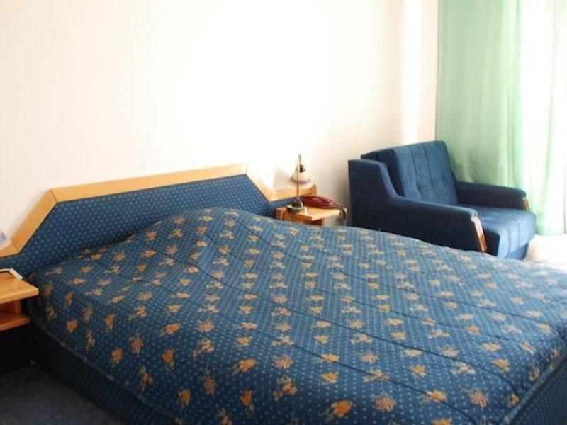 Hotel Imzit Dobrinja Szarajevó Kültér fotó