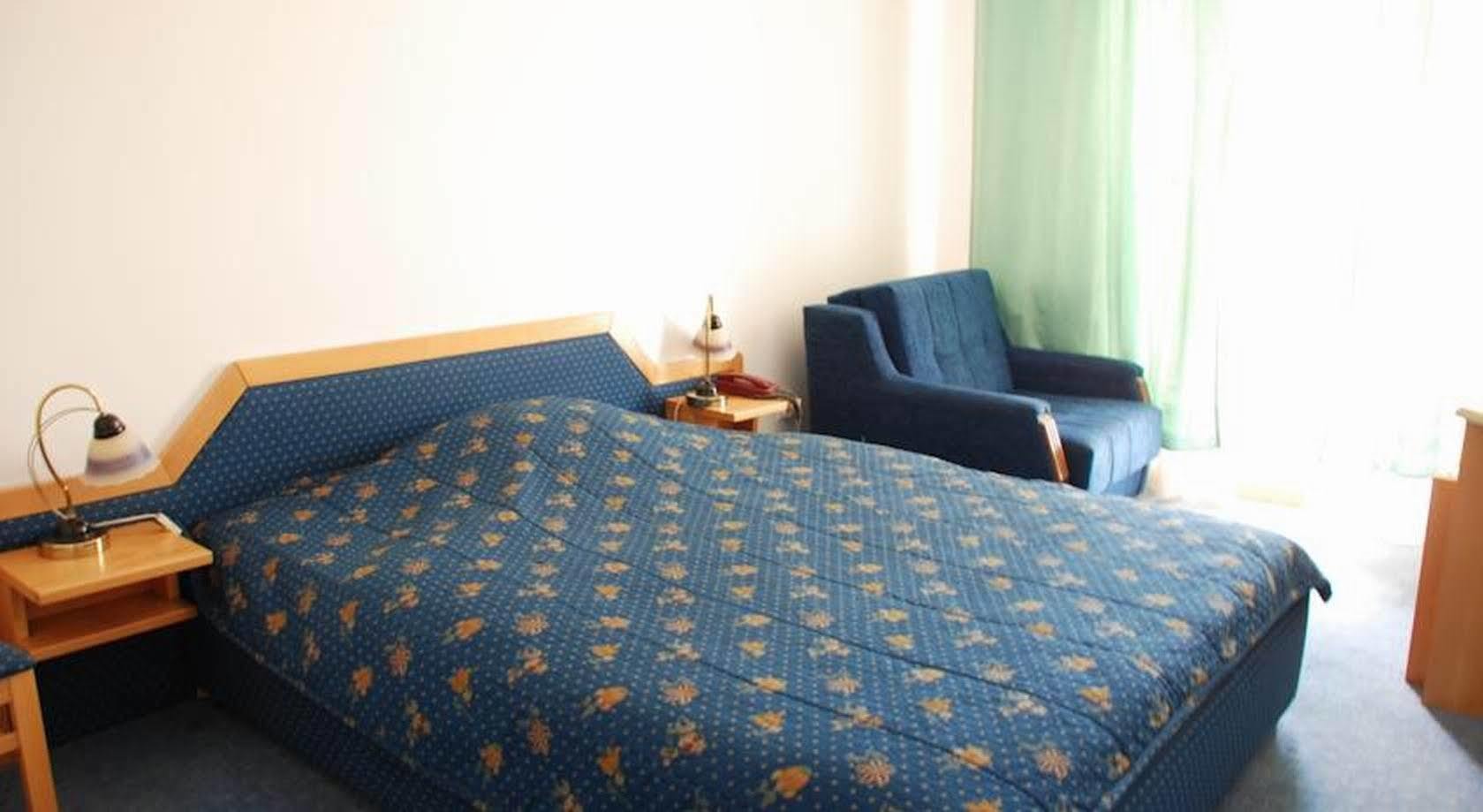Hotel Imzit Dobrinja Szarajevó Kültér fotó